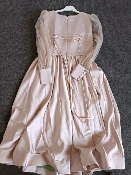 Платье вечерний интересный