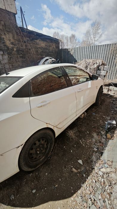 Hyundai accent 2014 г