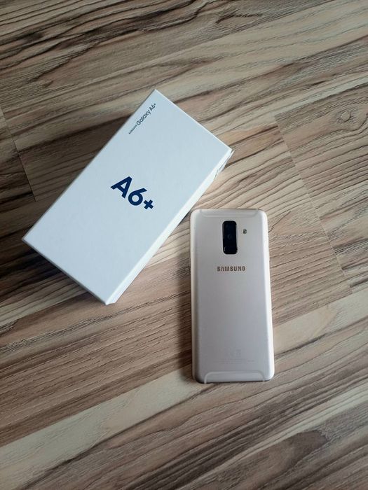 Samsung  Galaxy A6+