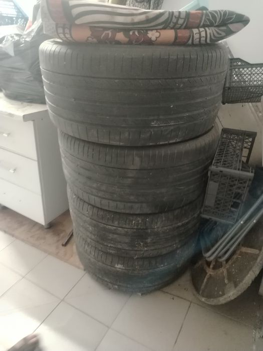 Продаётся б/у шины