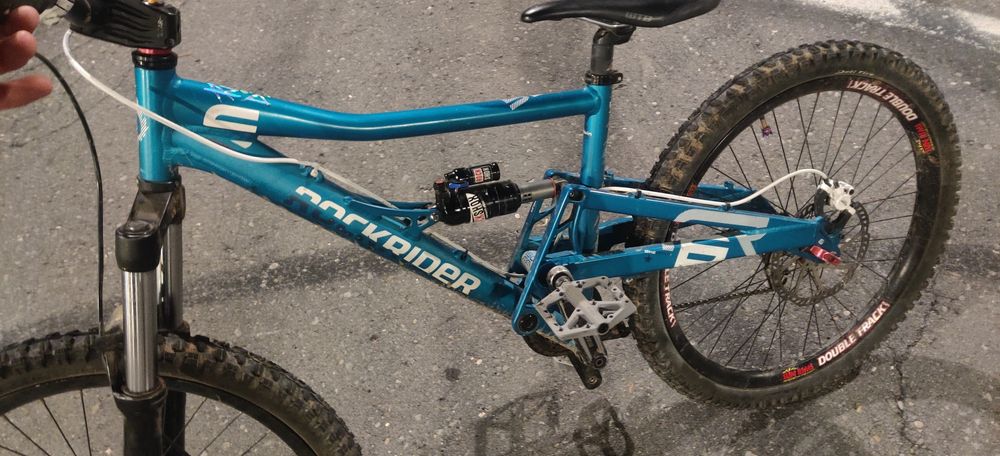 Se vinde rockrider fr6