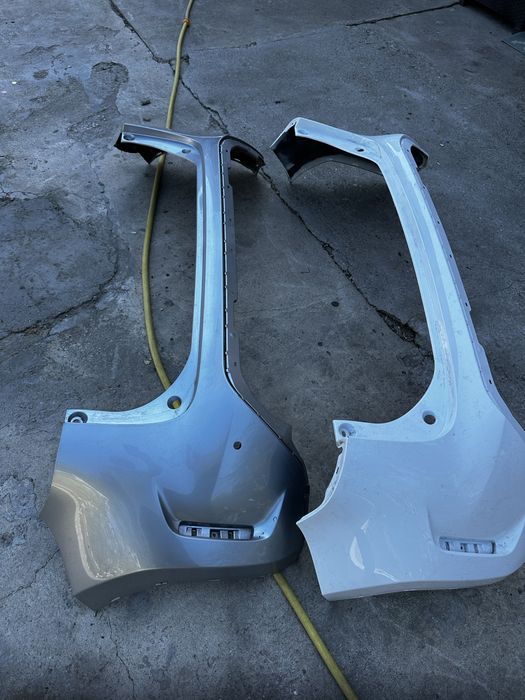 Bară spate toyota yaris cross.