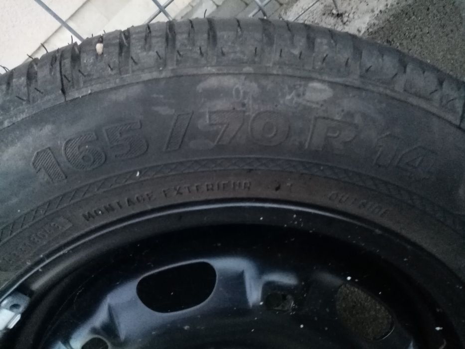 Vand roata de rezerva