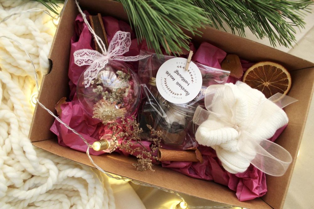 Коледни кутии