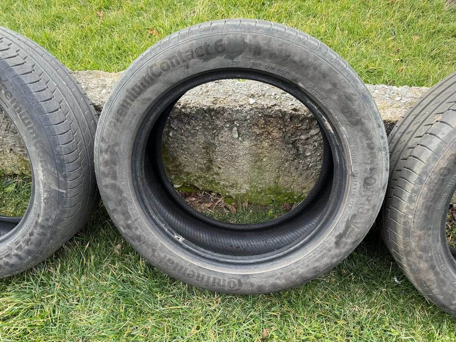 Continental 235/50/18