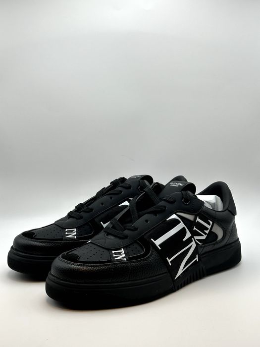 Valentino Low-Top VL7N Black Sneakers