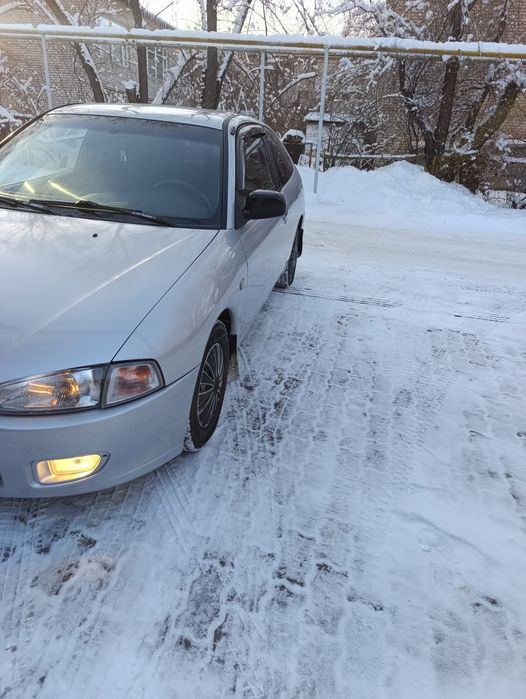 Продам Митсубиси Кольт автомат