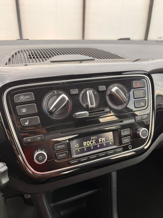 VW Up! - 1.0 MPi 75CP - 2016 - 150.000km