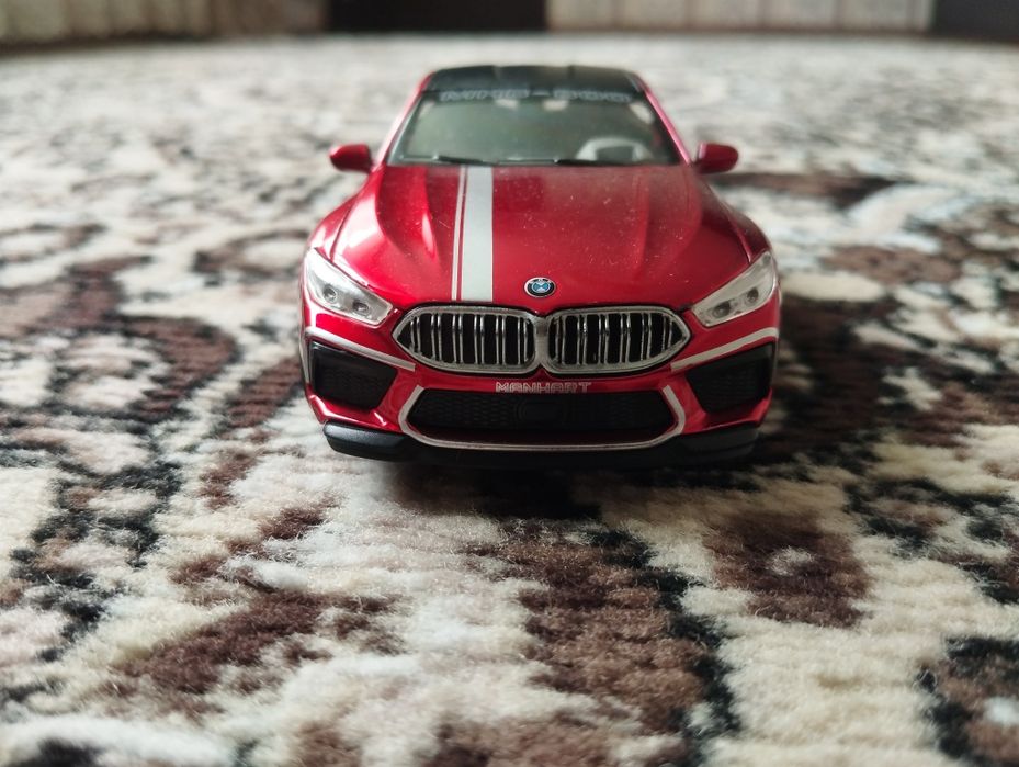 BMW M8 Модель масштабная