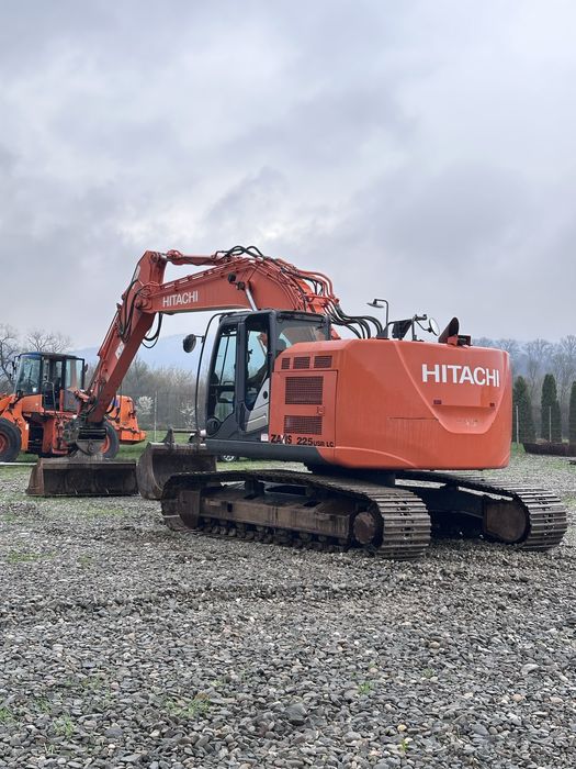 Excavator pe senile Hitachi ZX225 USRLC-5B 2015/9540h/24900kg