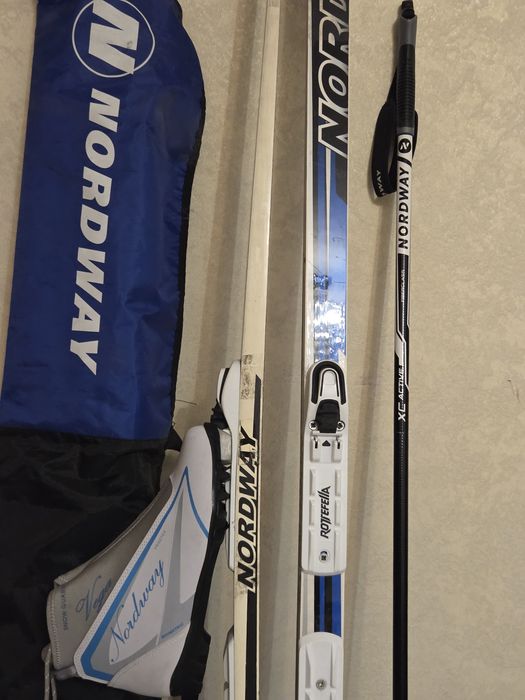 Лыжы в комплекте