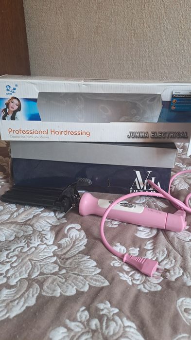 Продам плойка для волос.