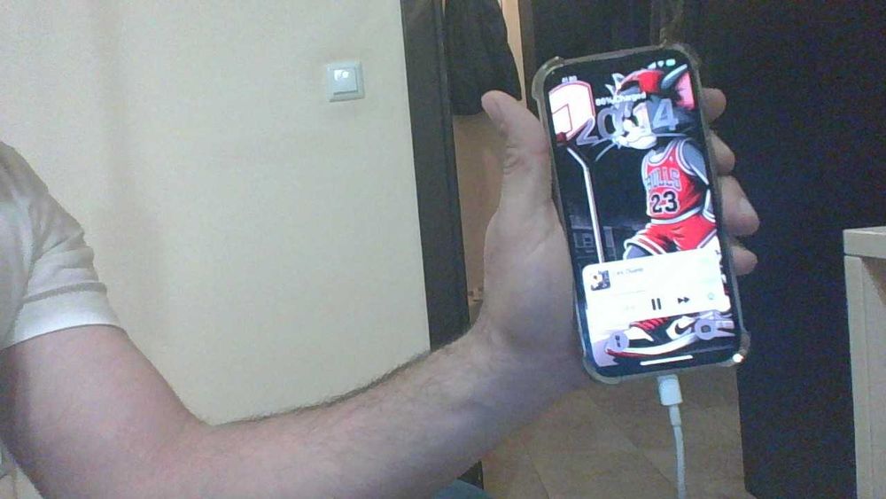 iphone 13 128gb само лично предаване ВАРНА не пращам с куриер