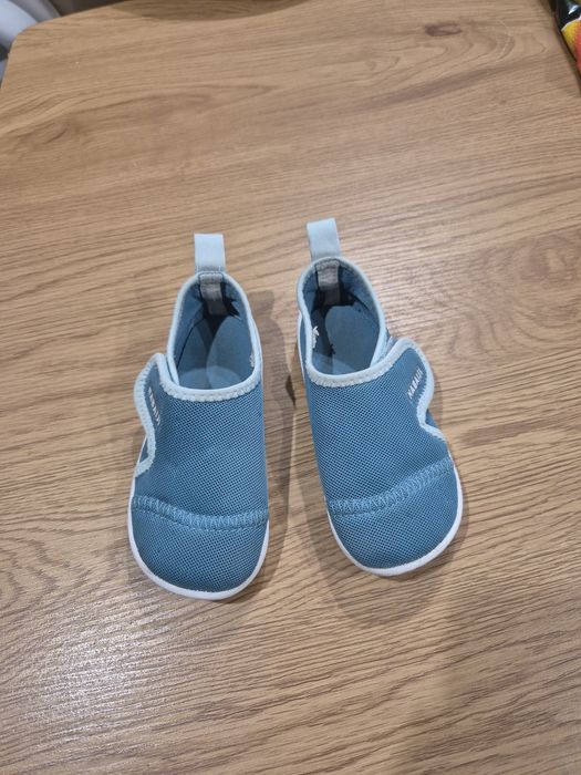 Два чифта пантофи 23/24