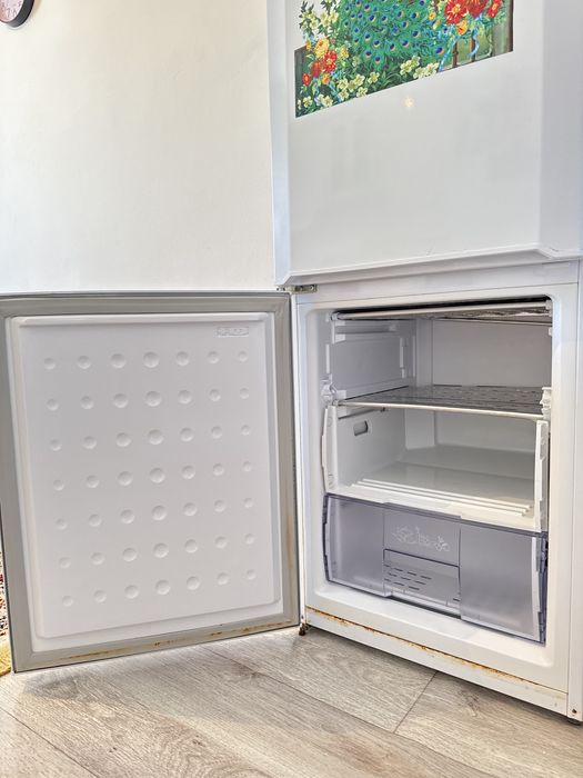 Холодильник BEKO