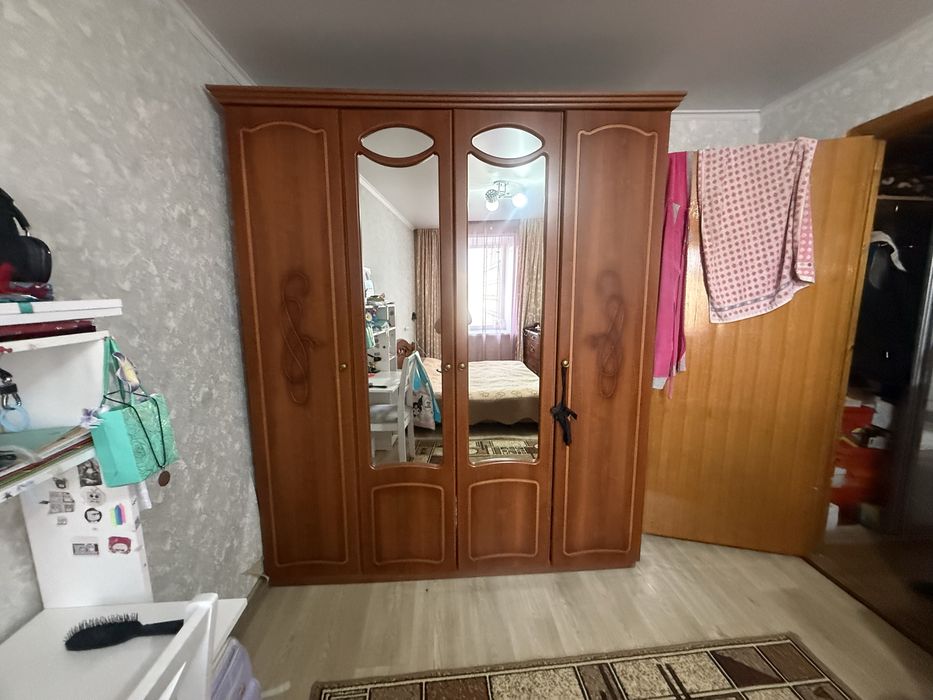 Продам спальный гарнитур белорусский