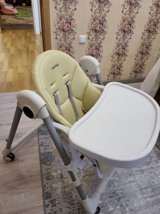 Продается детский стул для кормления