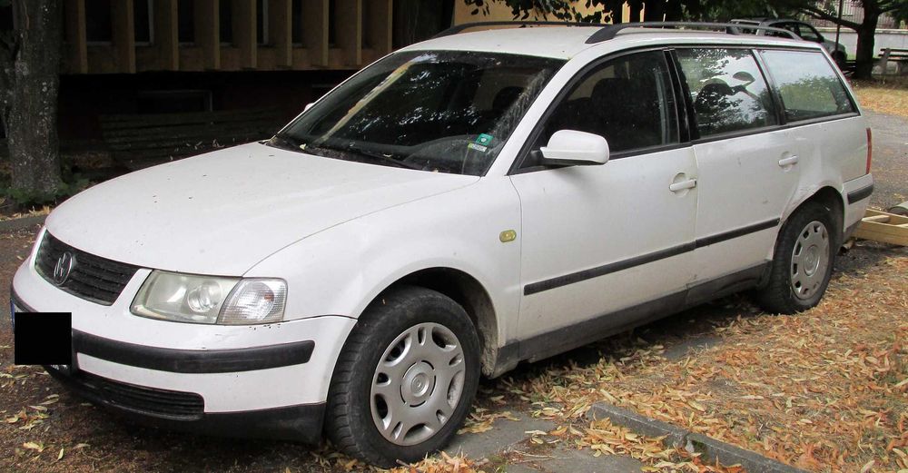 VW Passat 4 / Пасат 4 1999, 1,6 на части - ниски цени