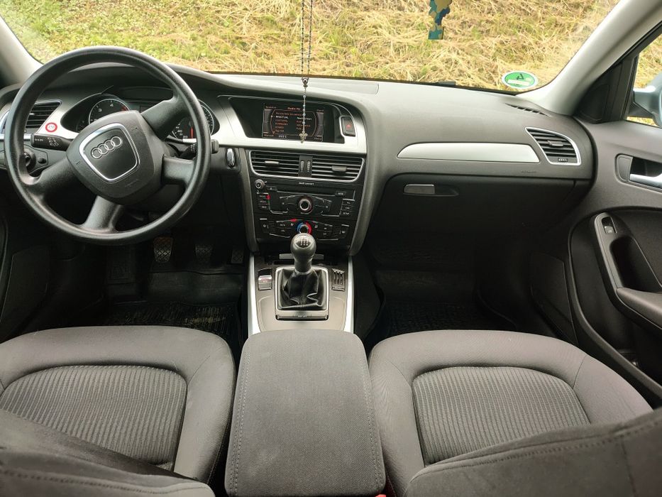 AUDI A4 Avant 2010 — imagine 5