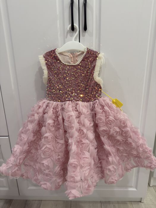 Платье детское новое