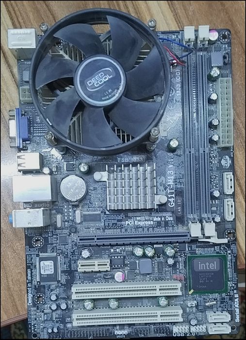 материнская плата ECS G41T-M13 V1.0 с установленным кулером Deepco