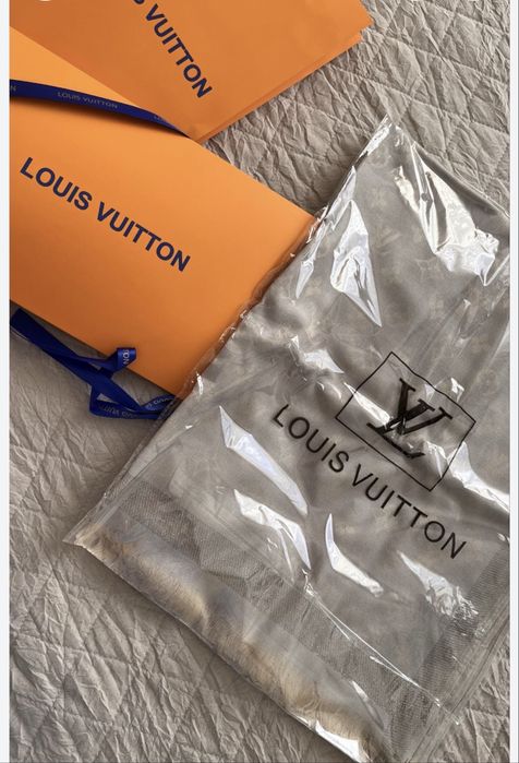 Палантин “Louis Vuitton”