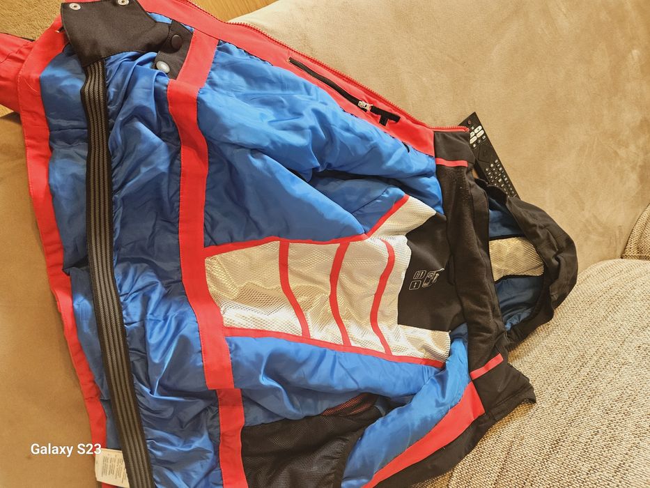 Costum Ski Waterproof .300 lei