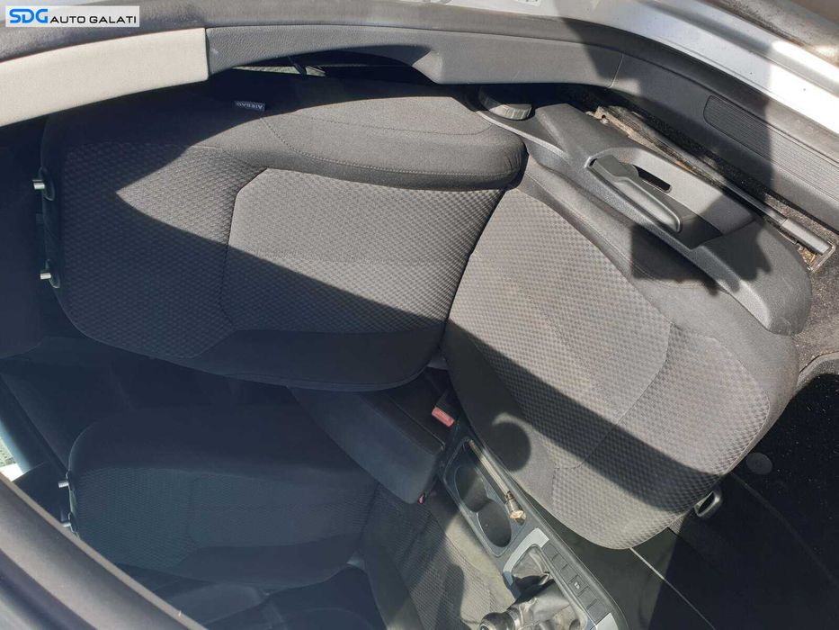 Scaun Scaune Stanga Fata Textil FARA Incalzire Volkswagen Passat B7 2010 - 2015 [Q3026]