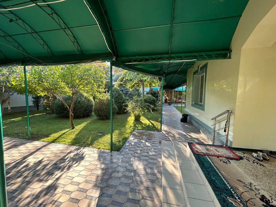 Продается 13 соток участка-дома на Садаф махалла.