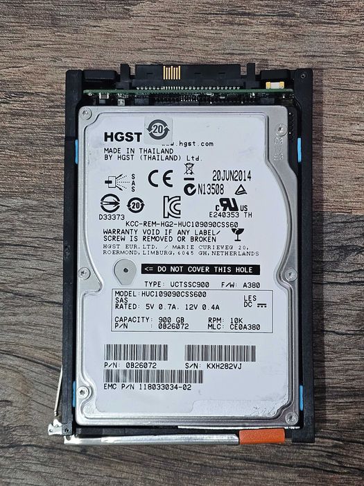 HDD SAS HGST Hitachi 900GB 10K 2.5” + Caddy + Interposer