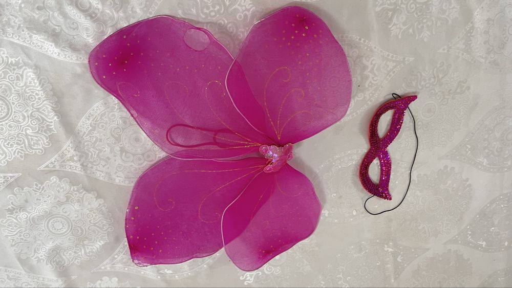 Продам карнавальные костюмы для детей