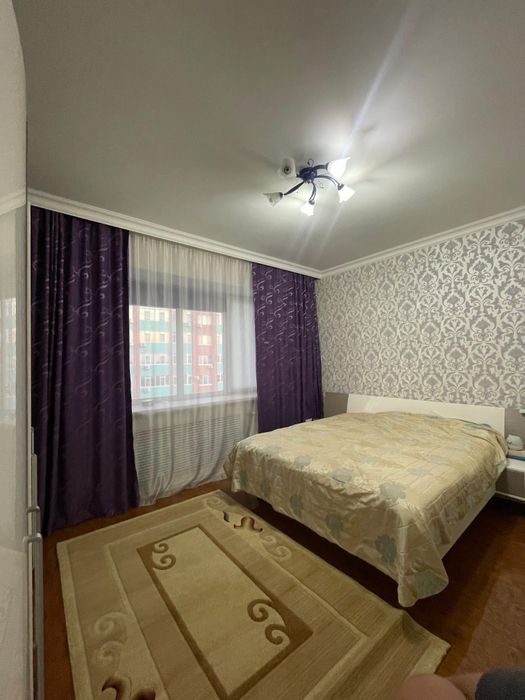Продам спальный гарнитур