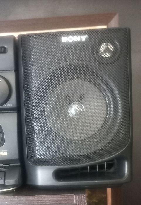 Продаётся SONY  CFS-W435S 1996 года
