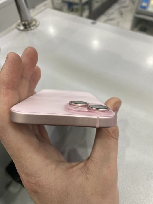 Iphone 15 128гб розовый