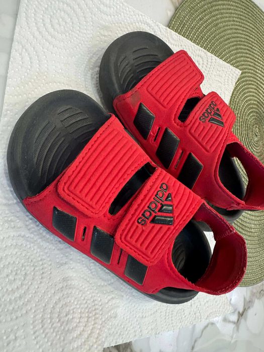 Детски сандали Adidas Cloud