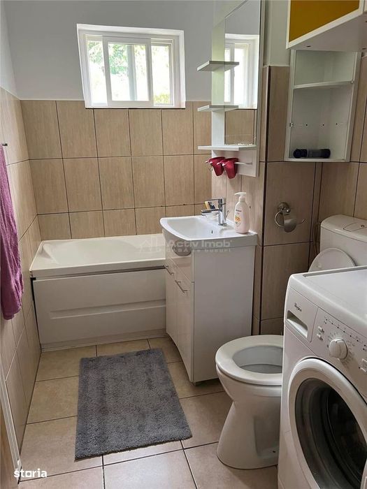 Apartament 3 camere de inchiriat – ultracentral, complet mobilat si ut