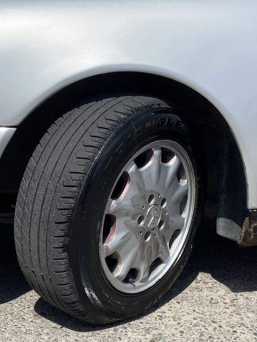 Продам диски вмести с шинами