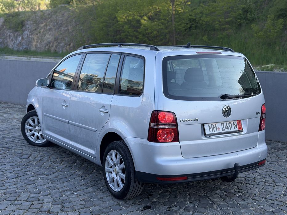 Vw Touran 1.9Tdi 2010 Facelift Navi 10/10
