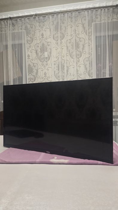 Телевизор TCL 32D3000