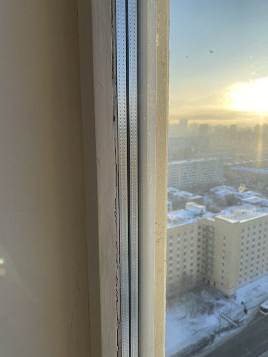 Отдам за вкусняшку деревянные рамы со стеклопакетами, самовывоз