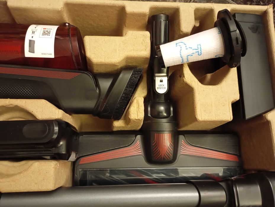 Aspirator fără fir Rowenta