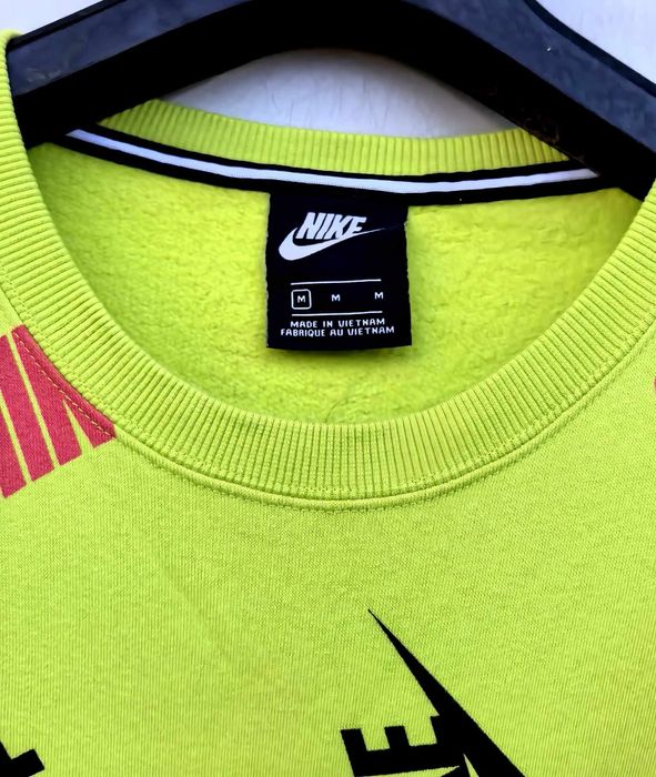 Nike оригинално дамско hoodie М размер