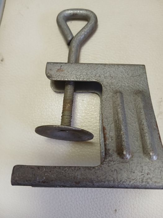 Срочно продам чемодан с инструментами всё СССР