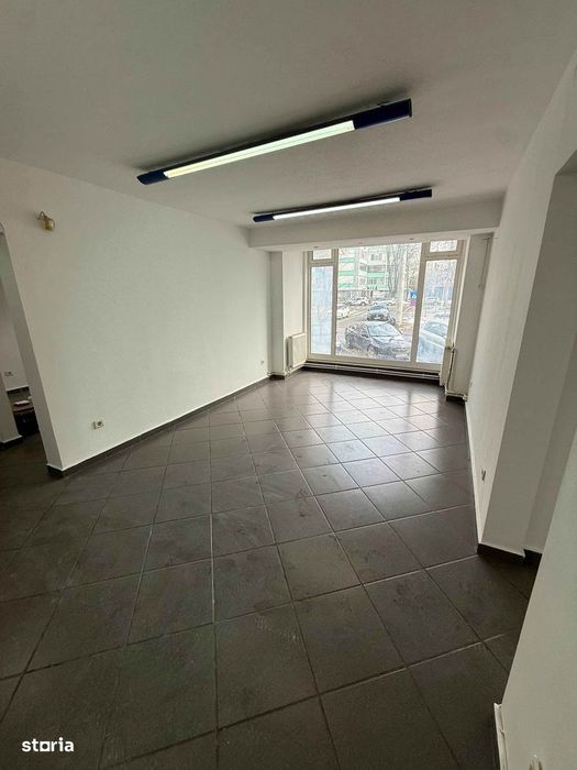 De închiriat spațiu comercial Bld Indepedetei/ Republicii