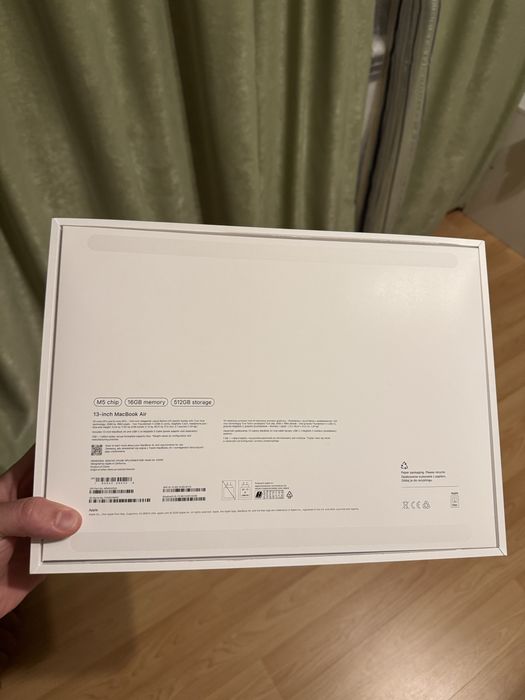 Apple MacBook Air 13 M5