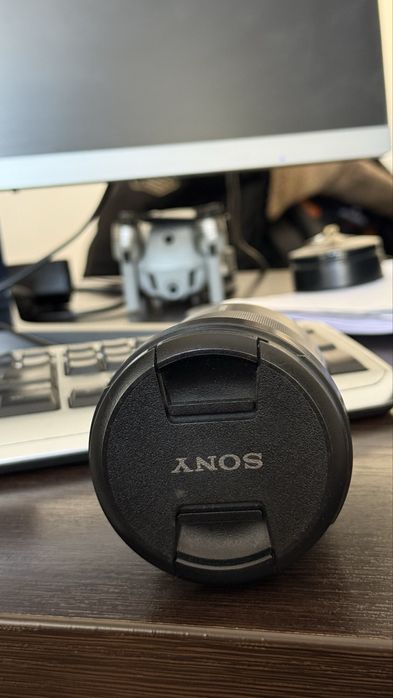 Обектив sony E 18-105 f4