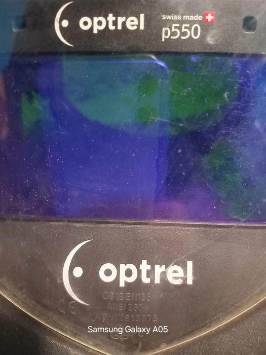 Casca du sudura Optrel p550 mare în Elveția