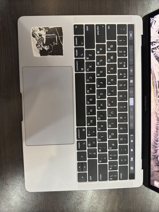 MacBook Pro 13” 2019 Touch Bar
