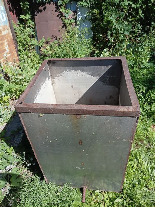 Продам  чан  для воды  нержавейка