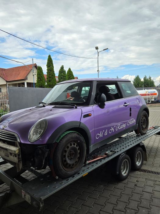 Piese/Dezmembrez Mini cooper/one r50